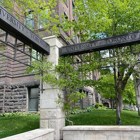 Dragon Gate Inn Toronto Exterior foto